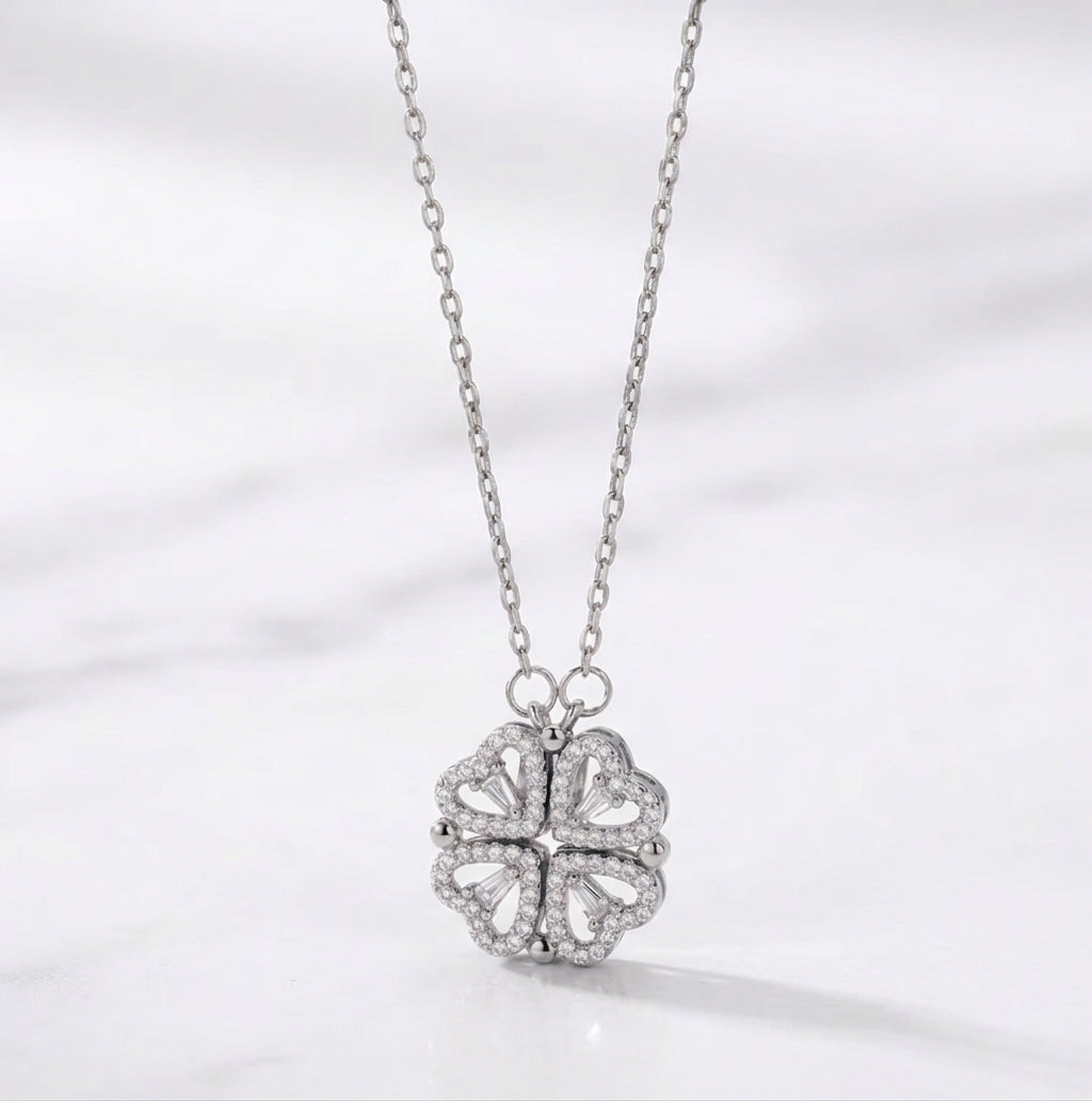 Amouré Lumière Necklace
